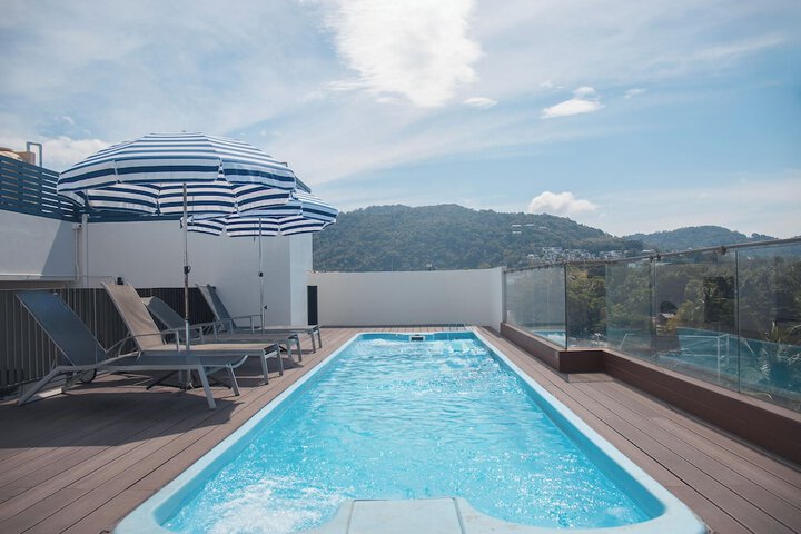 Pool 63 of 77