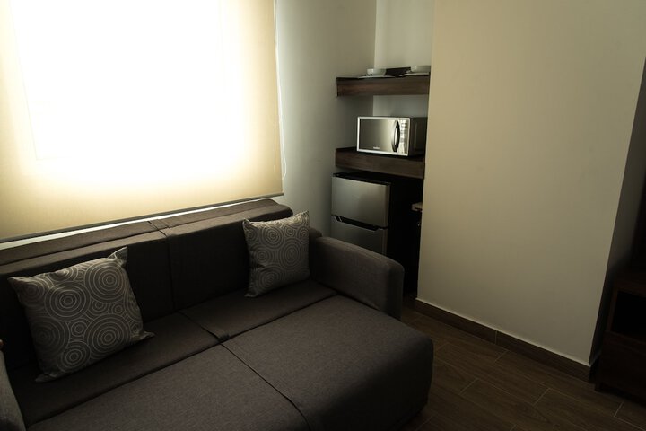 Room 19 of 44