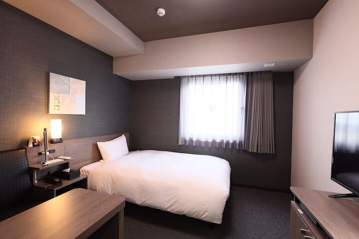 Room 7 of 31