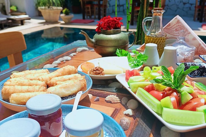 Breakfast/Coffee Service 17 of 21