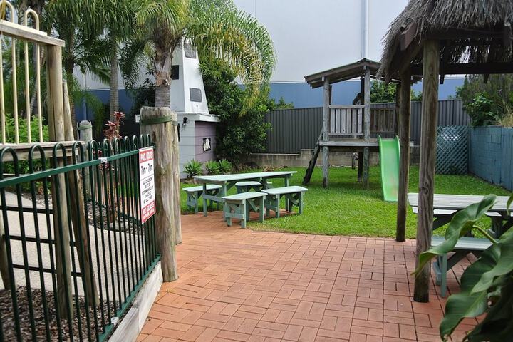 Property Grounds 30 of 32