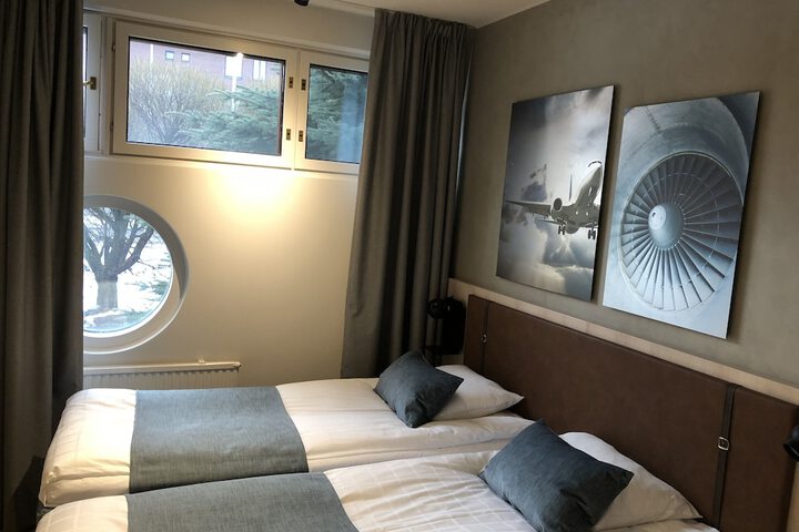 Room 7 of 64