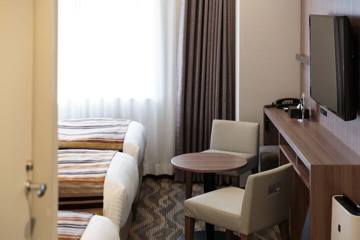 Room 15 of 39
