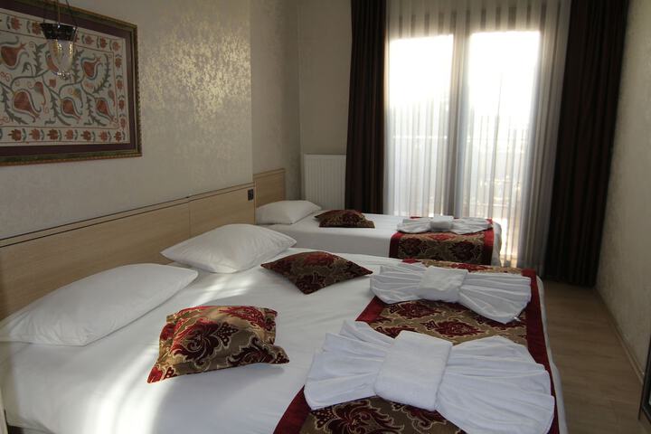 Room 18 of 74