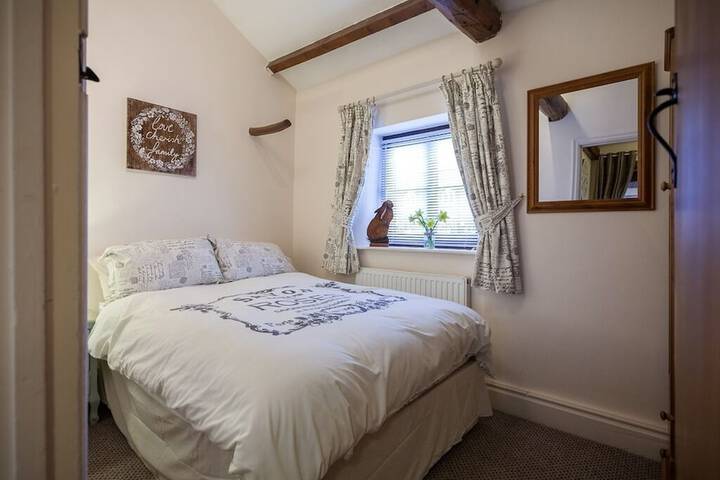 Room 2 of 50