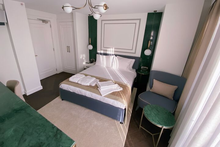 Room 22 of 86