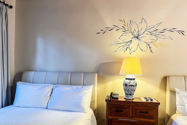 Room 30 of 99