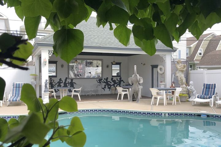 Pool 64 of 74