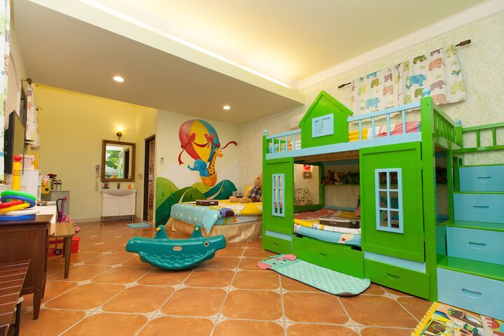 Room 20 of 40