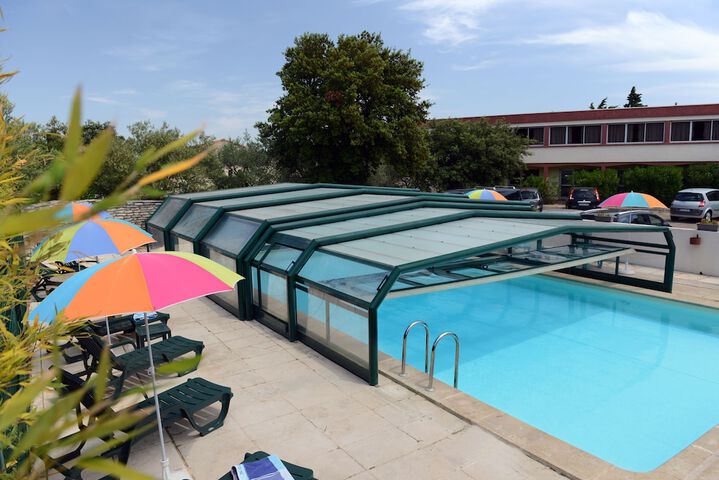 Hotel with Pool