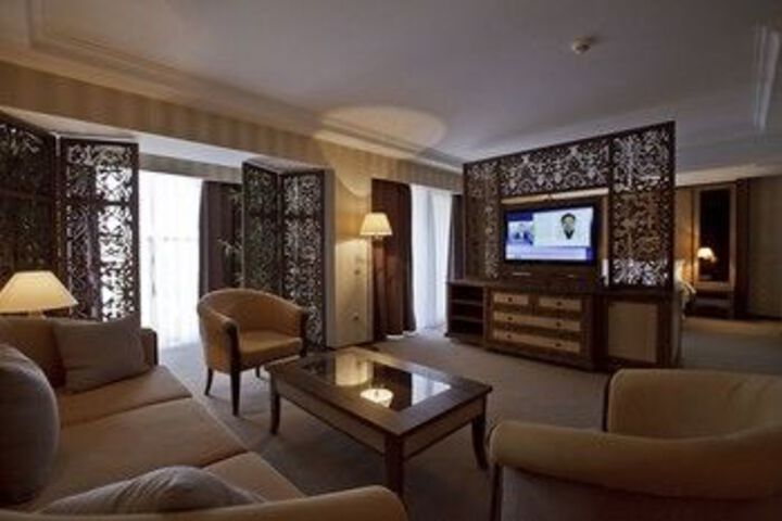 Room 46 of 75