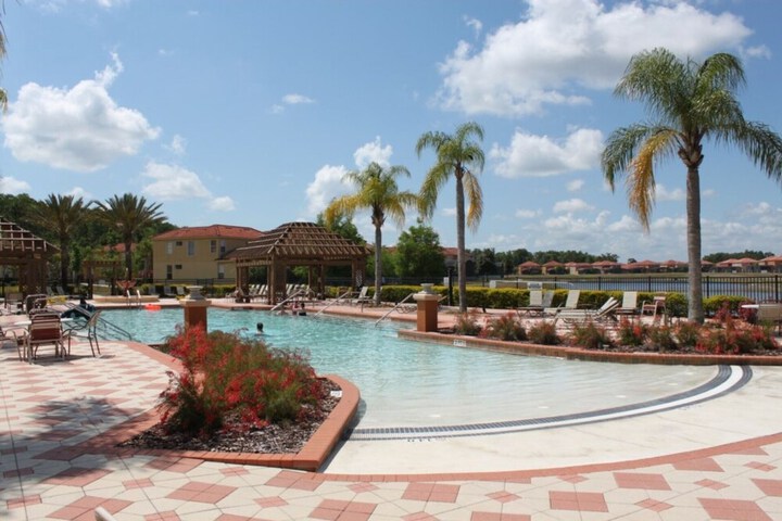 Pool 39 of 139