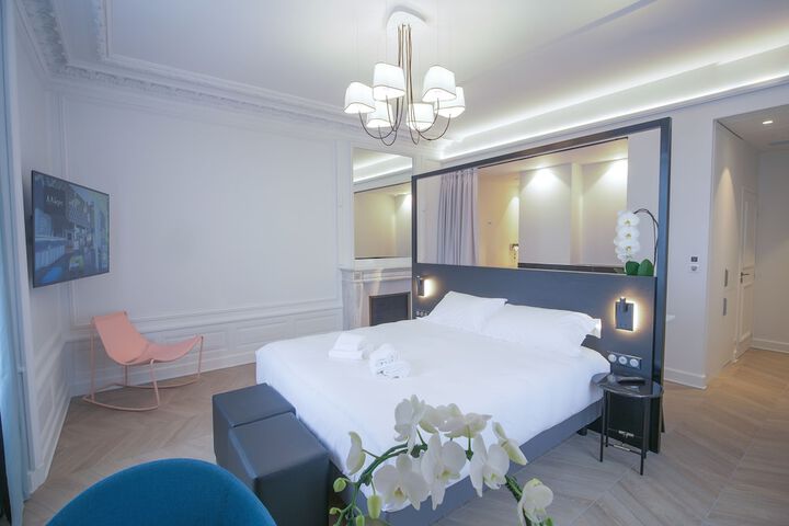 Room 10 of 47