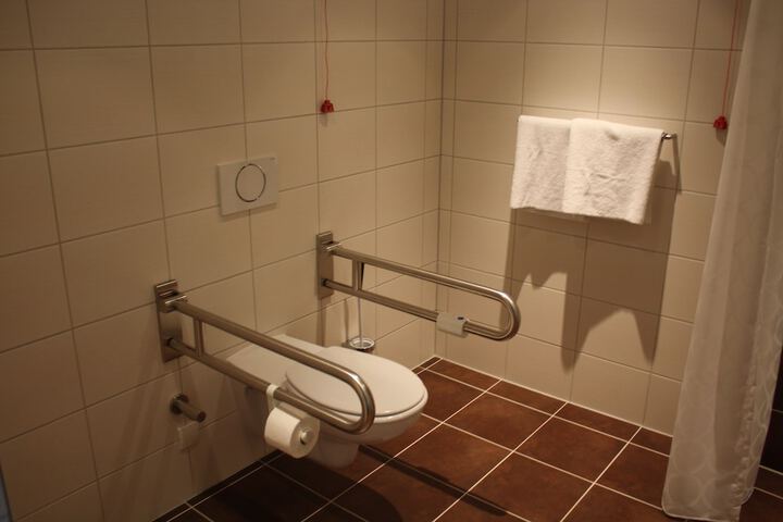 Clean Restrooms
