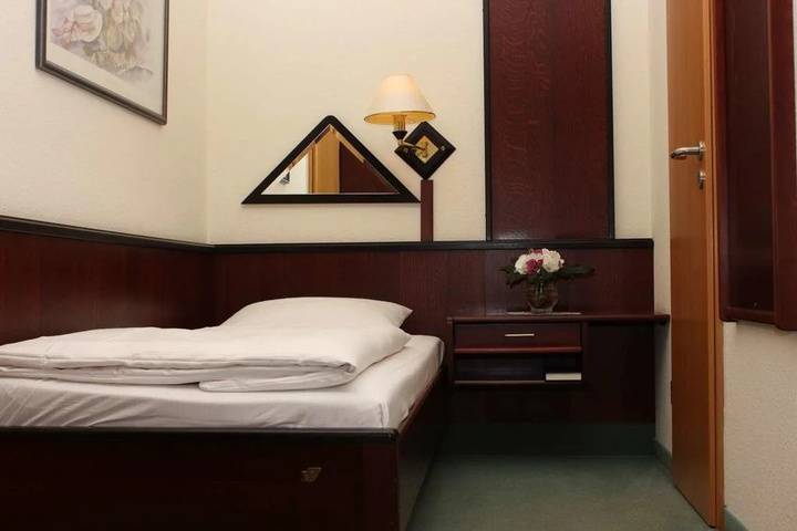 guest_rooms