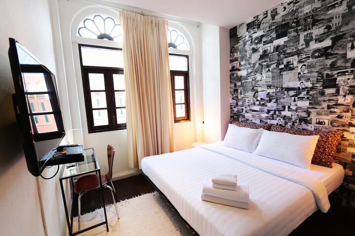 Room 18 of 39