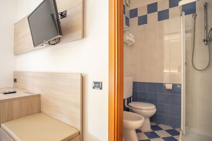 Clean Restrooms