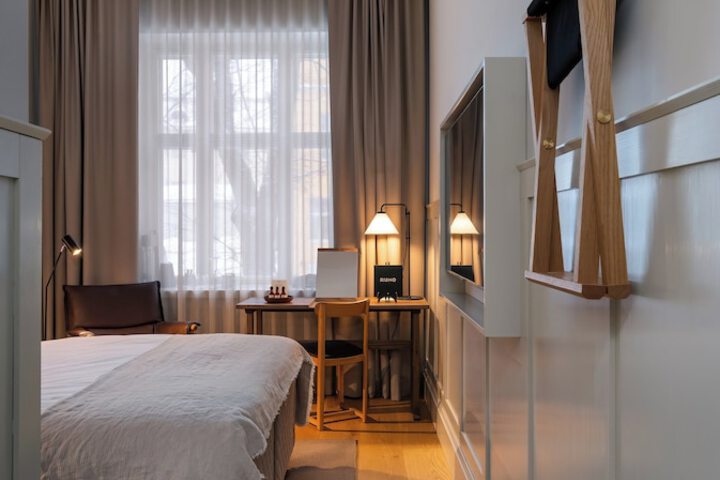 Room 29 of 106
