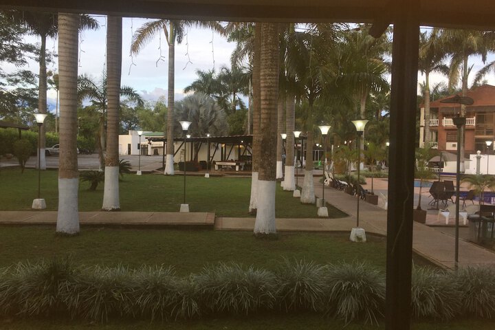 Hotel Exterior 46 of 47