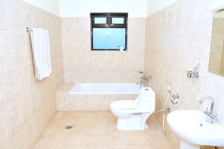 Room 15 of 47