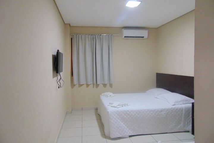 Room 8 of 23