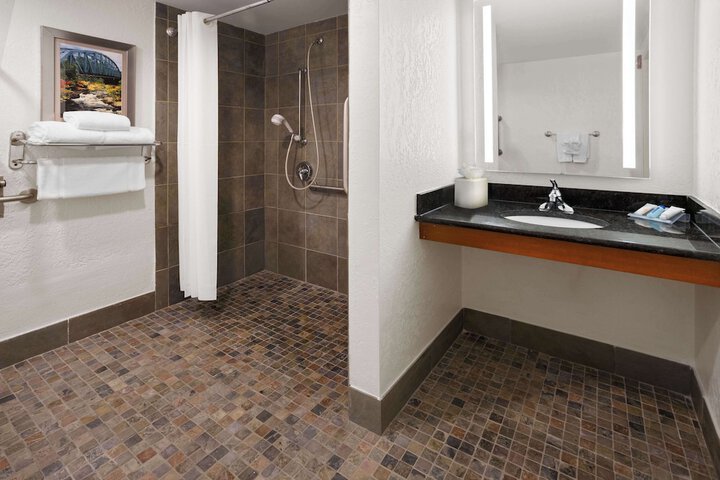 Bathroom shower