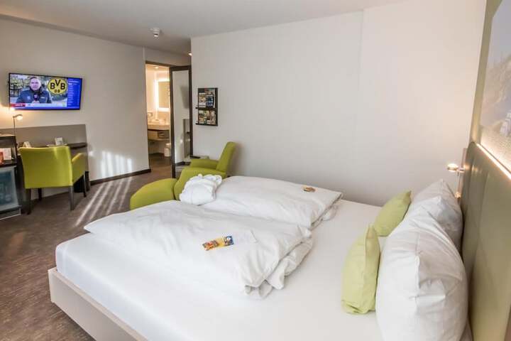 Room 16 of 46