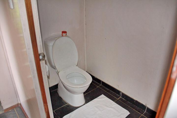 Room 44 of 75