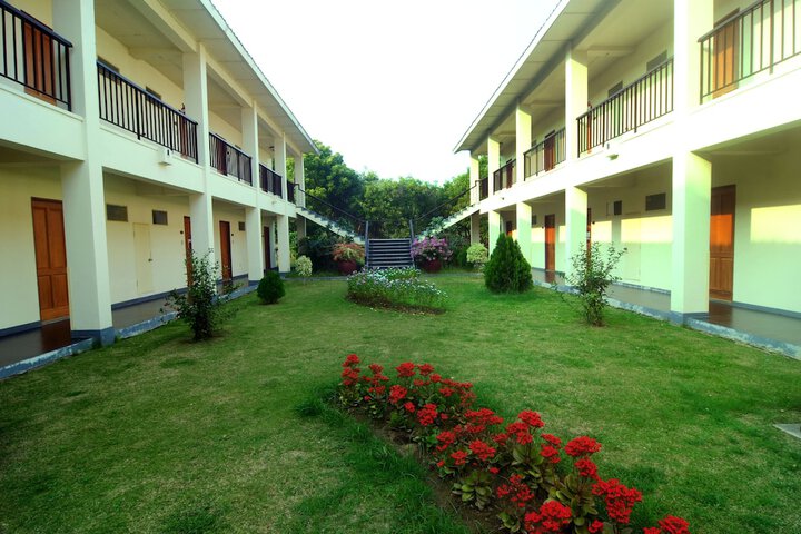Property Grounds 12 of 20