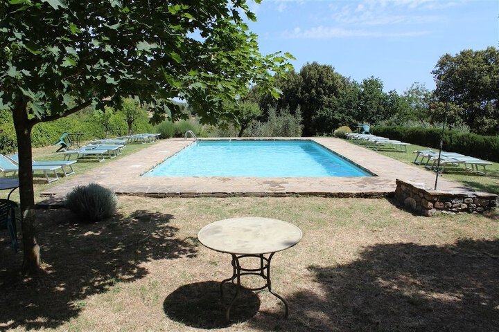Pool 39 of 69
