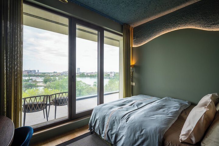 Room 30 of 257