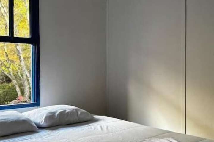 Room 3 of 60