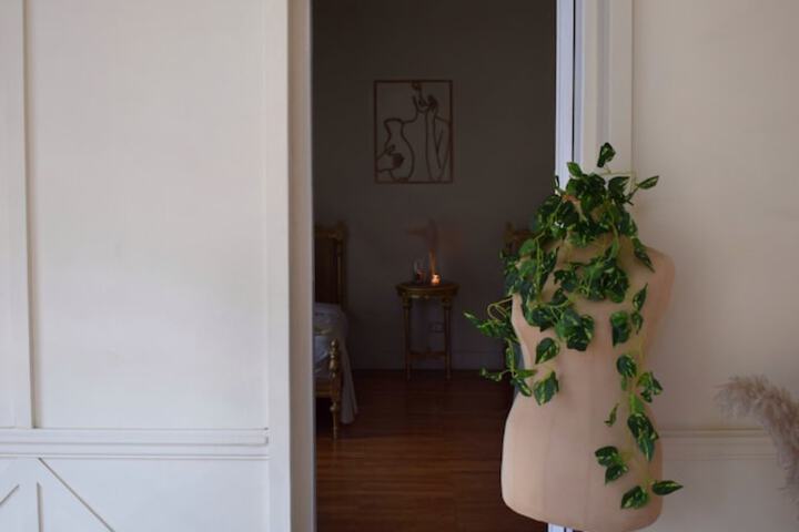 Room 48 of 83