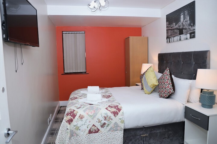 Room 26 of 45