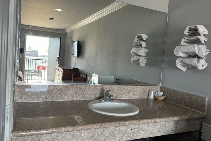 Room 5 of 31