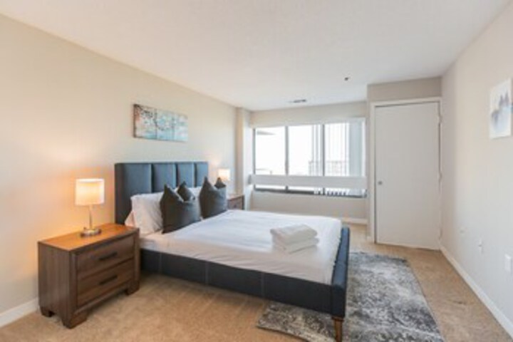 Room 163 of 307
