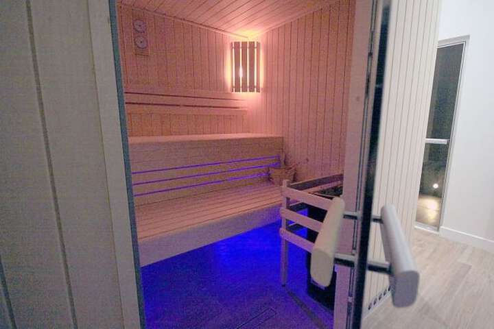 Spa 51 of 74