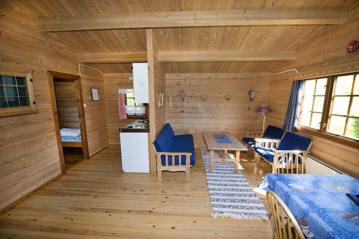 Room 11 of 26