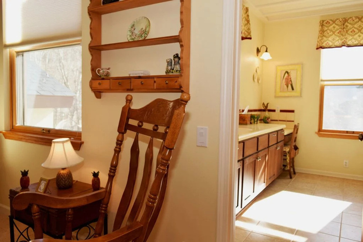 Room 5 of 20