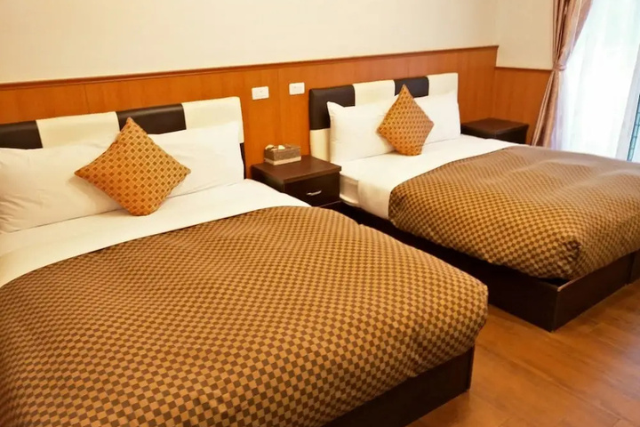 Room 3 of 14