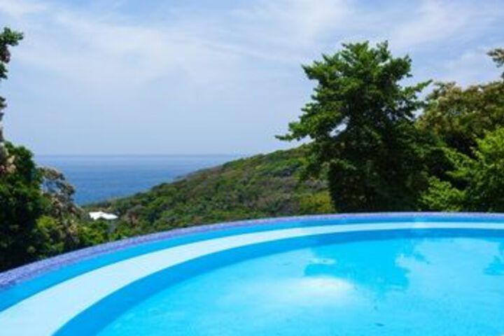 Pool 16 of 27
