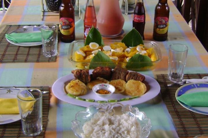 Dining 19 of 28