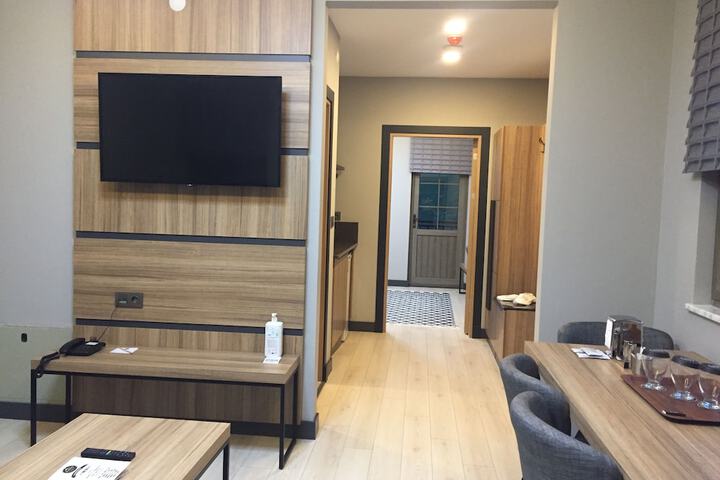 Room 14 of 72