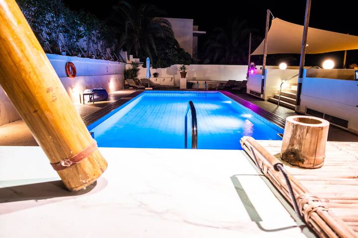 Pool 58 of 75