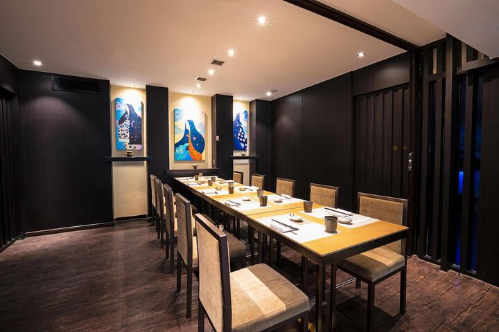 Dining 221 of 325