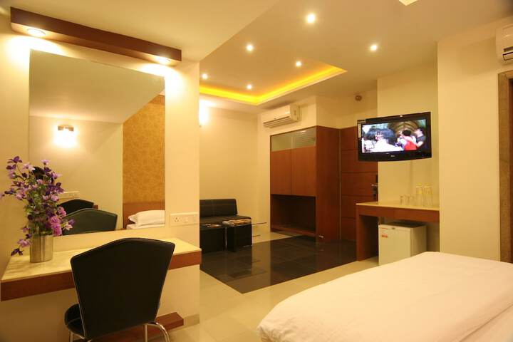 Room 15 of 61