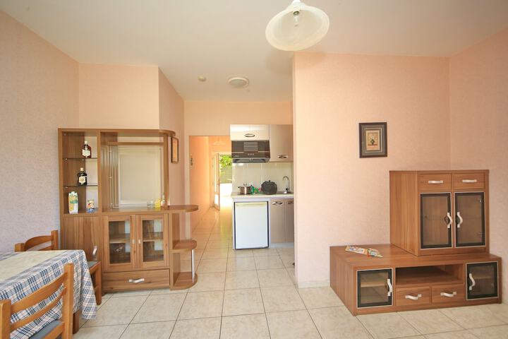 Room 14 of 29