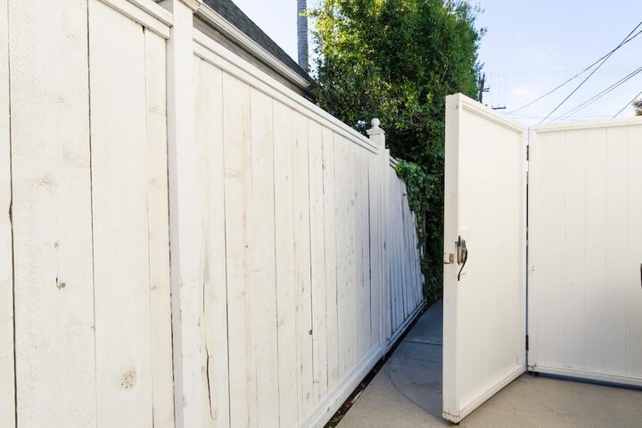 Property Grounds 22 of 28