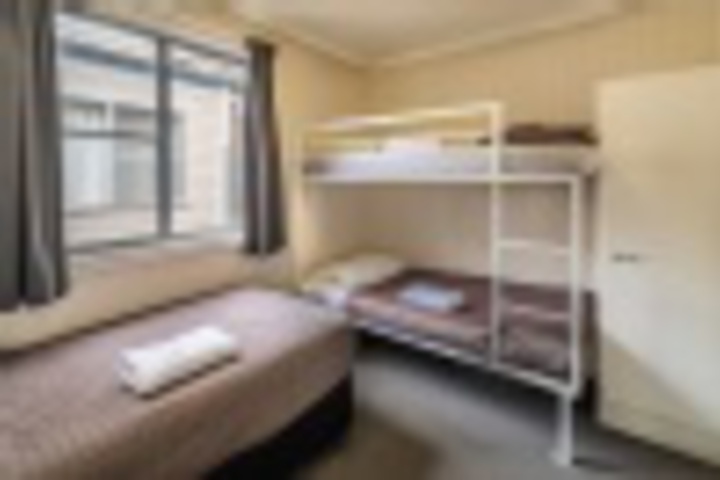 Room 123 of 611