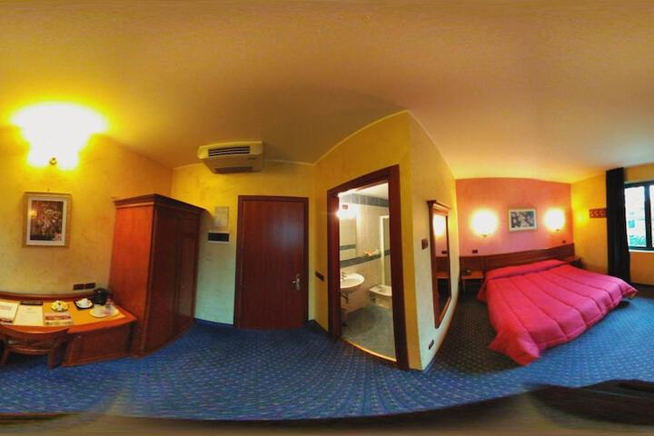 Room 20 of 55